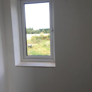 My windows were replaced today 😀 the manufacturer send obscured glass when they were first put in 😬 now you can have a view! The shed will be moved so there will be a view eventually but the loo has one #evetaylor #evetaylorfacials #beautytreatmentsnorfolk #hdbrows #biosculpturenails #waxing #manicure #pedicure #brows #giftvouchers #tinting #dermaviduals
