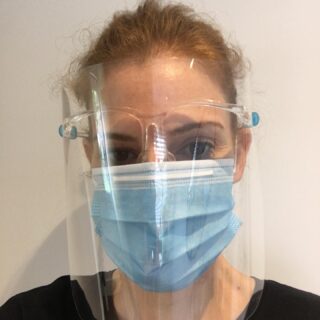 Hi thought I would come on and show you what I will be wearing during your treatment. It’s looks different but the same person is underneath! I am smiling! 😀 The rules have slightly changed in the last 24hrs so I may be in safety glasses instead of a full visor for some treatments where I am not so close to the face. I thought this might help people to feel more relaxed seeing me in this equipment before coming for an appointment. Gloves and apron are also worn and changed after every client. Any questions ask away #evetaylor #evetaylorfacials #beautytreatmentsnorfolk #hdbrows #biosculpturenails #waxing #manicure #pedicure #brows #giftvouchers #tinting #dermaviduals #waxxxpress